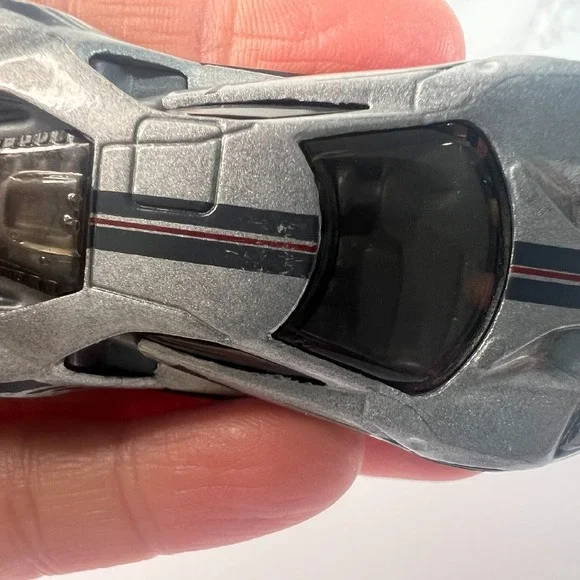 Hot Wheels DTW 92 2016 Ford GT Race 1/64 Grey Diecast, 3.25" Long, Collector Car - Picture 8 of 9